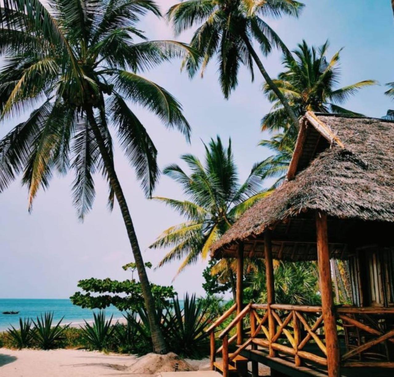 Barry'S Beach Resort Mkwaja ภายนอก รูปภาพ